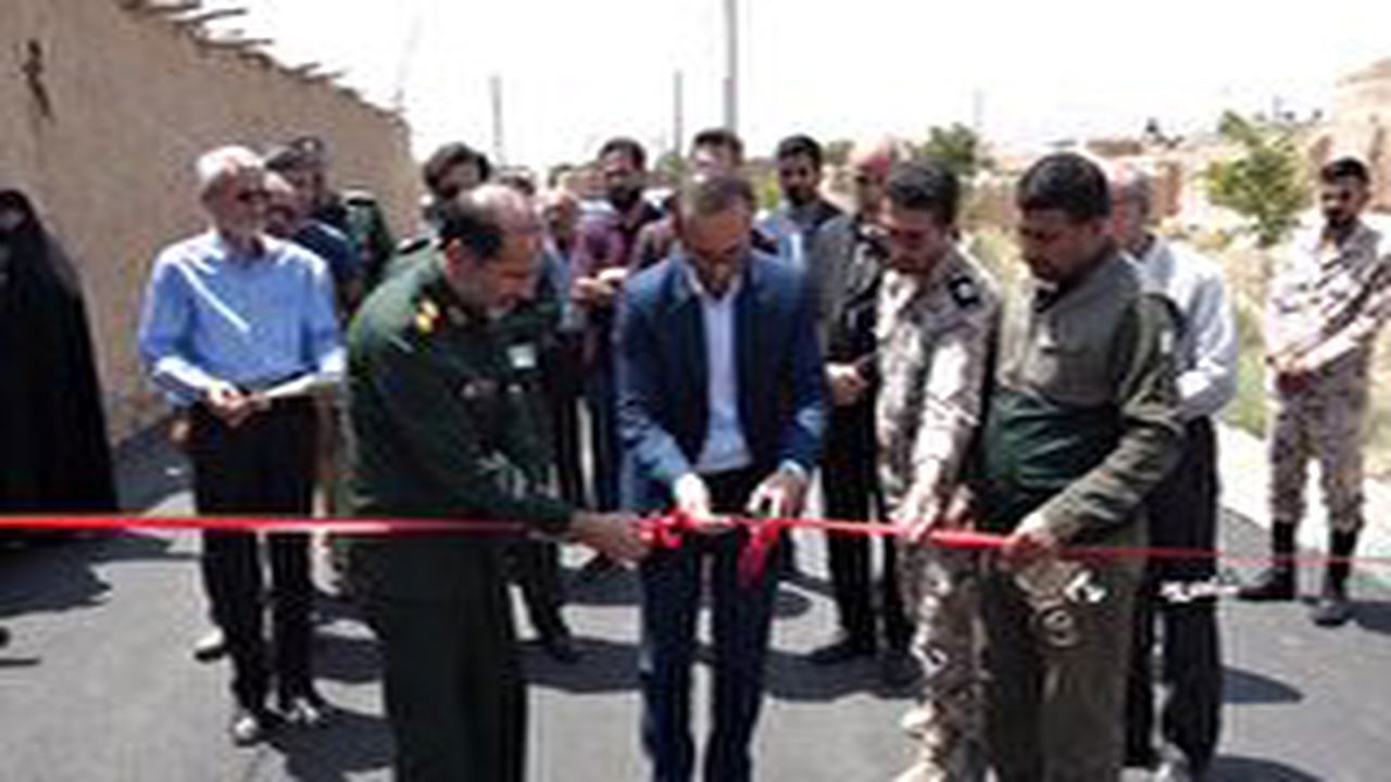 افتتاح جاده روستایی بین مزارع در شاهرود