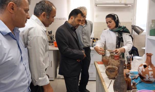 مرمت اشیای باستانی موزه رشت