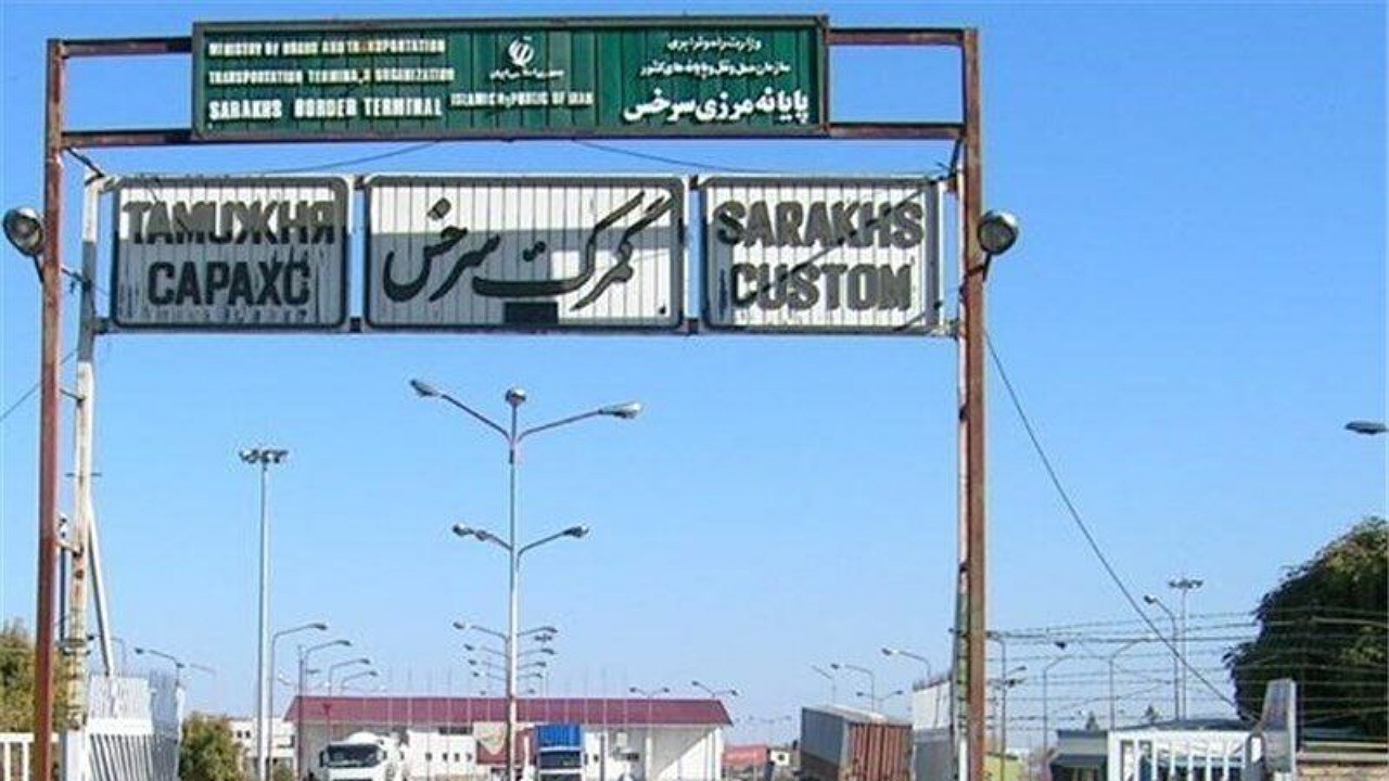 پیگیری شبانه روزی شدن گذرگاه‌های سرخس و لطف آباد