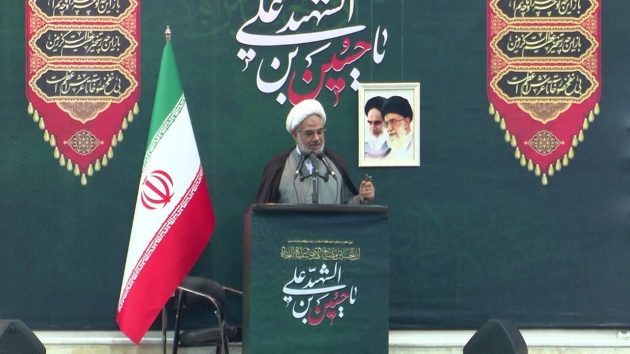 خبرنگاران به شناسایی مشکلات جامعه کمک می‌کنند