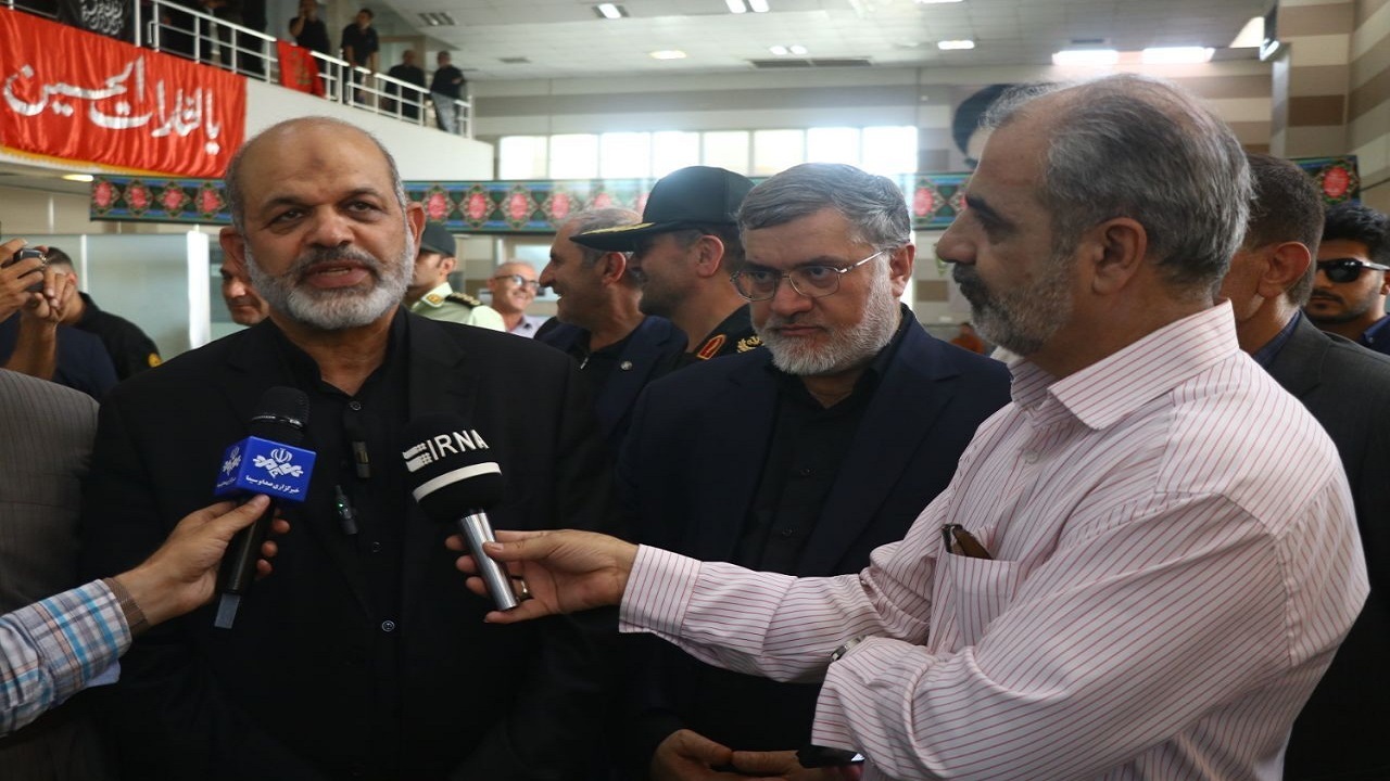 با توجه به گرمای هوا امیدواریم زائران اربعین حسینی از مرز تمرچین عبور کنند