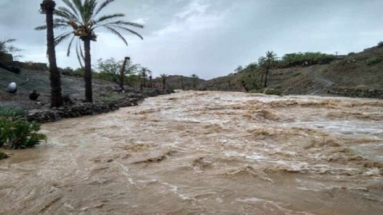 نمای دیگر از آمدن سیل  رودخانه مزنکور نیکشهر