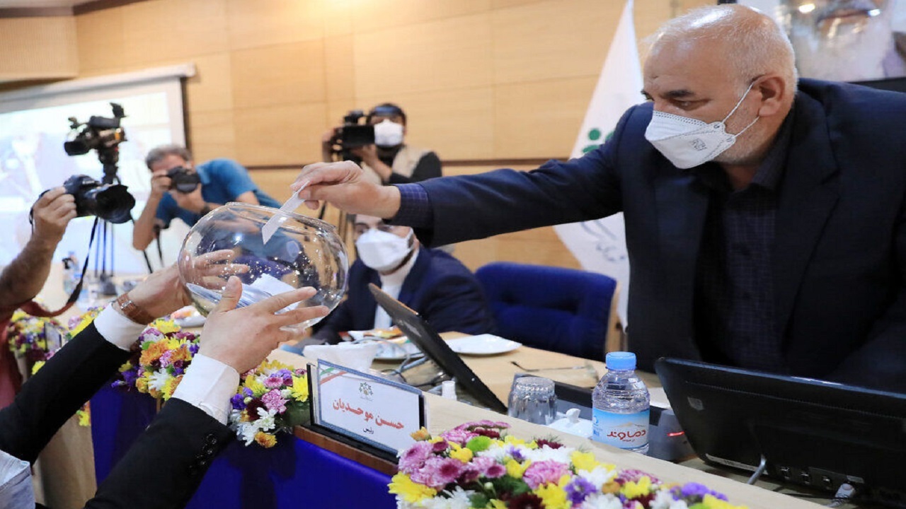 موحدیان، برای سومین سال بر صندلی ریاست شورای اسلامی شهر مشهد تکیه زد