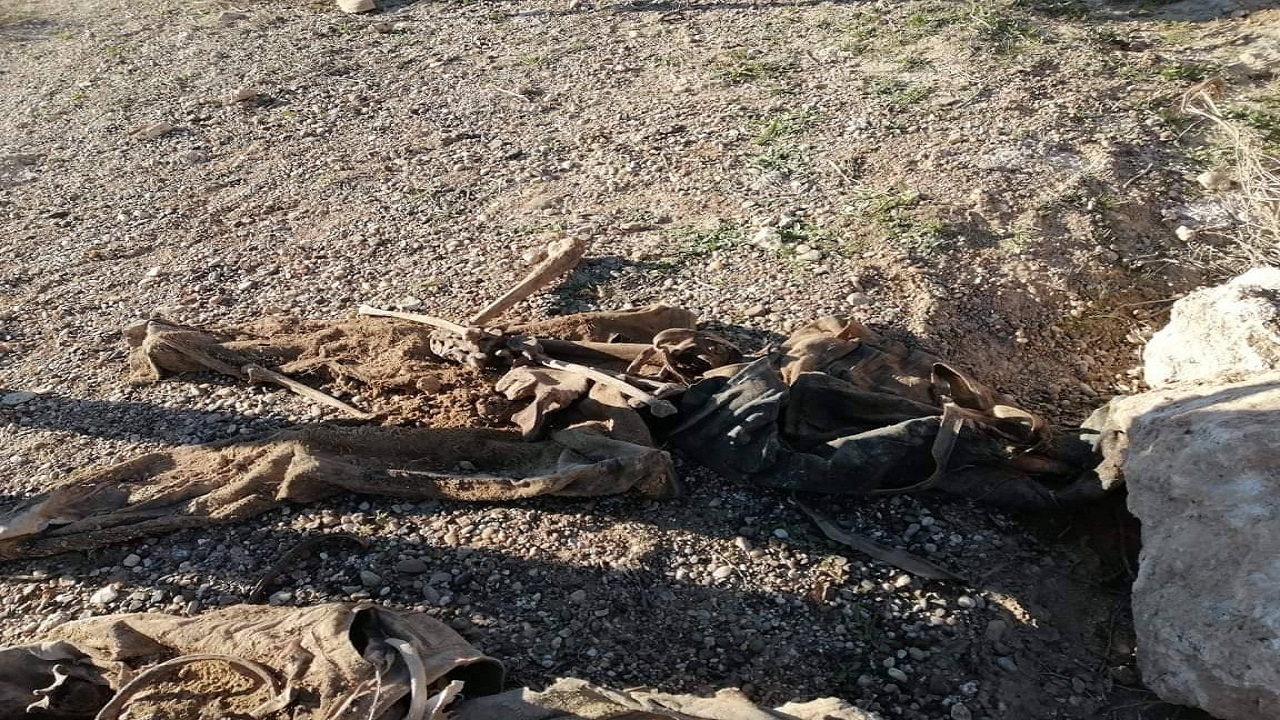 کشف ۴ گور جمعی در استان الانبار عراق