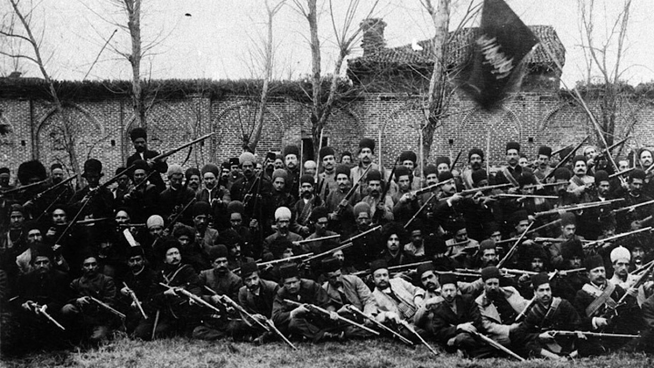 نمایش عکس‌های دیده نشده مجموعه آلبوم خانه کاخ گلستان