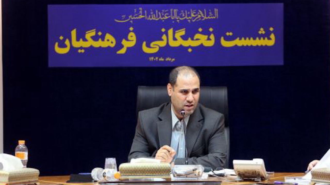 دانش آموز از نگاه اسلام، رهپوی دانایی است