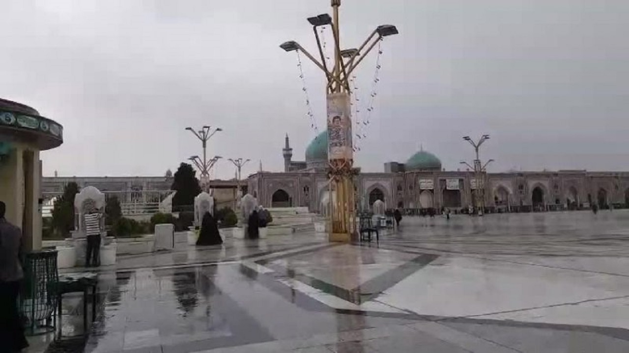 بارش شدید باران در نیمه تابستان در حرم مطهر رضوی