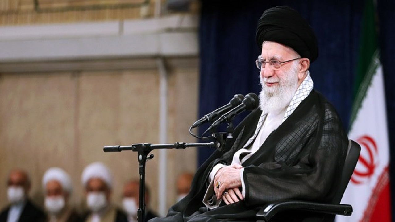 دیدار فرماندهان نیروی دریایی ارتش با رهبر انقلاب + فیلم