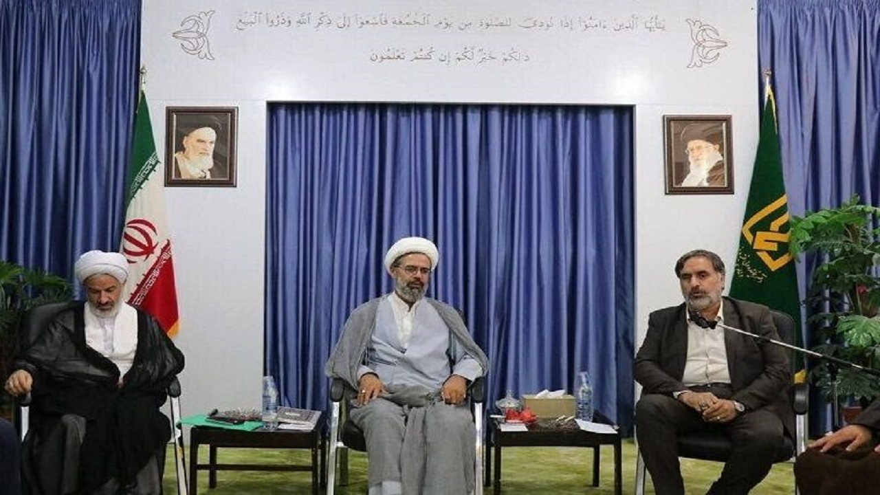 دستگاه‌های فرهنگی در برگزاری کنگره ۳ هزار شهید همکاری کنند
