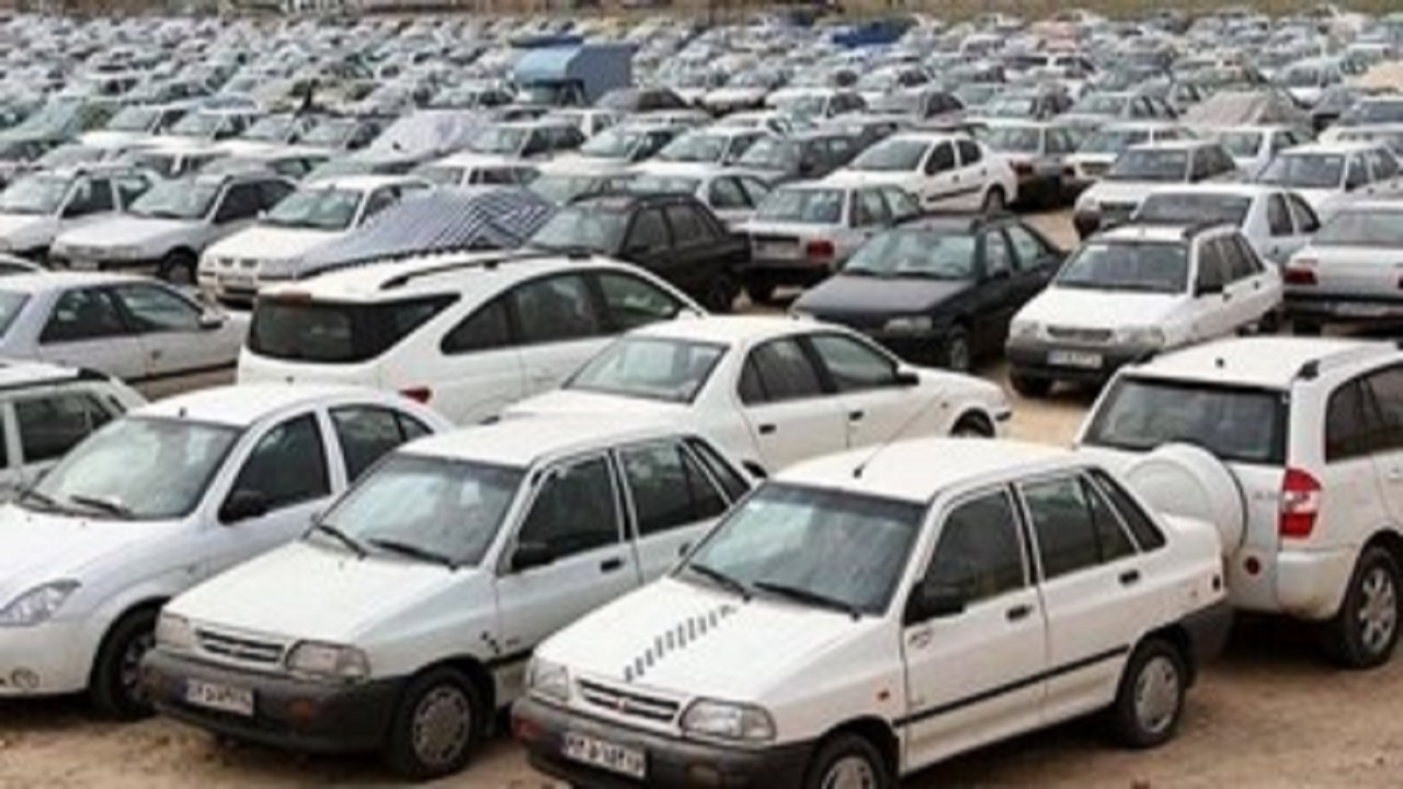 تمهیدات لازم برای پارک ۱۸۰ هزار خودرو در شهر مهران فراهم شده است