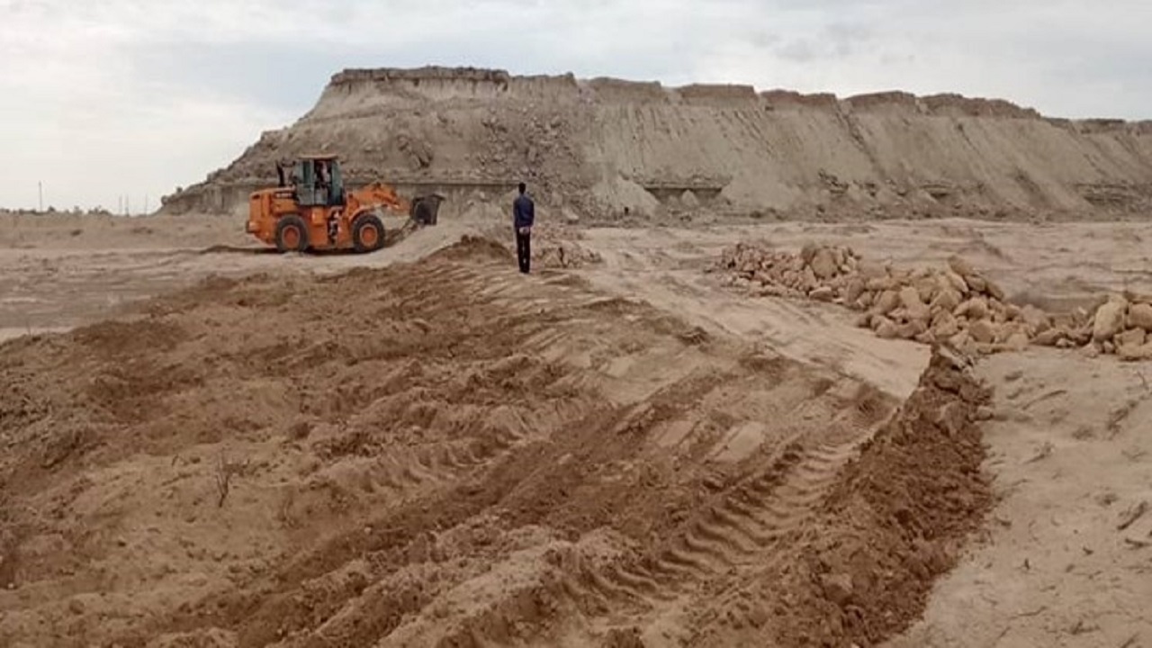 فروش و اجرای طرح نهضت ملی مسکن در زمین فرودگاه گناوه منتفی است