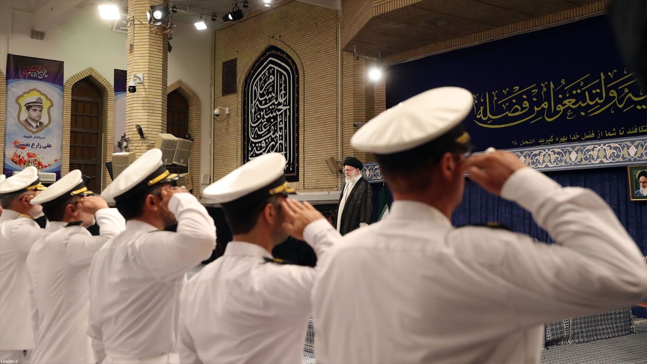 واکنش کاربران شبکه‌های اجتماعی به افتخارآفرینی ناوگروه ۸۶ ارتش