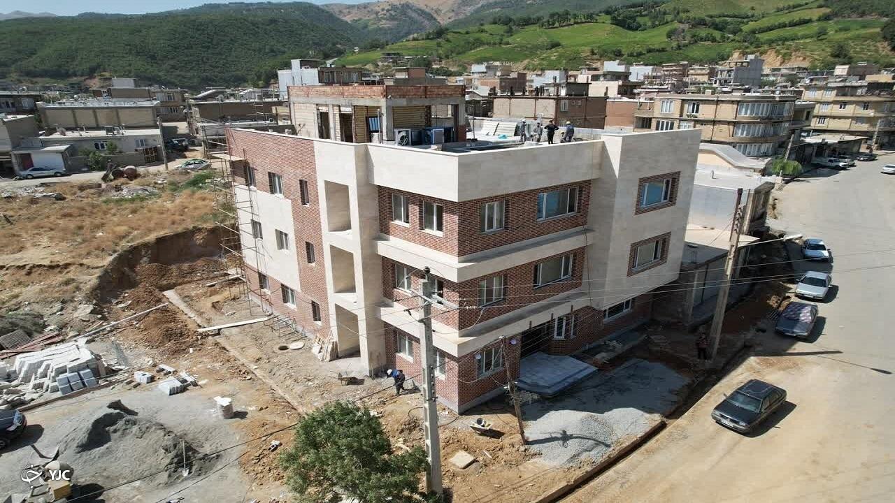 احداث و تکمیل مجتمع اداری میرآباد سردشت