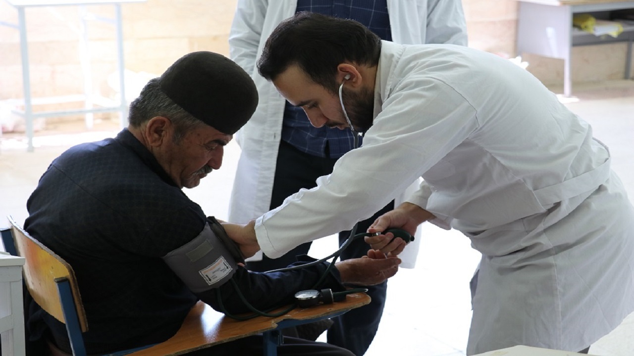 حضور ۵ گروه جهادی پزشکی و دندانپزشکی در چهارمحال و بختیاری