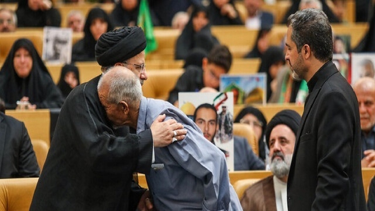 جان فشانی مدافعان حرم امنیت ساز بوده + فیلم