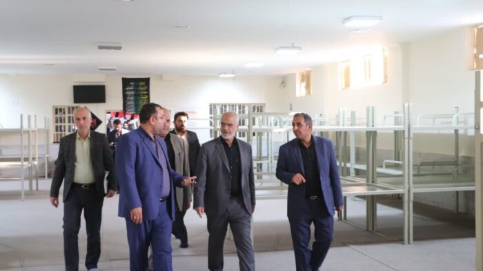 پاکسازی مناطق آلوده در کنار کمک به روند ترک اعتیاد انجام می‌شود