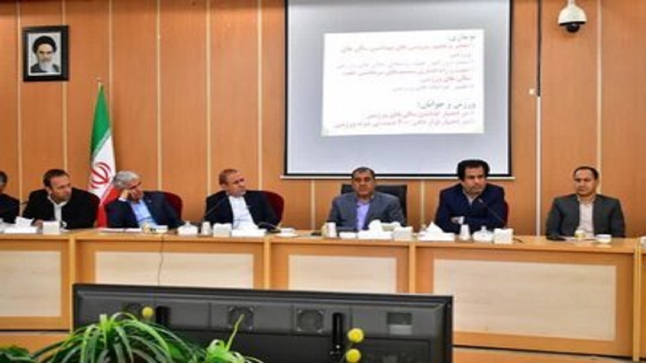 دانشگاهیان برای بی سوادی راهکار ارائه دهند