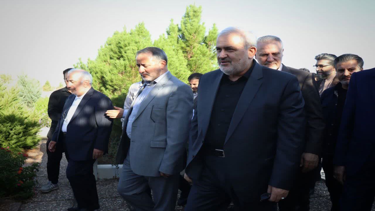 وزیر صمت وارد گرمسار شد