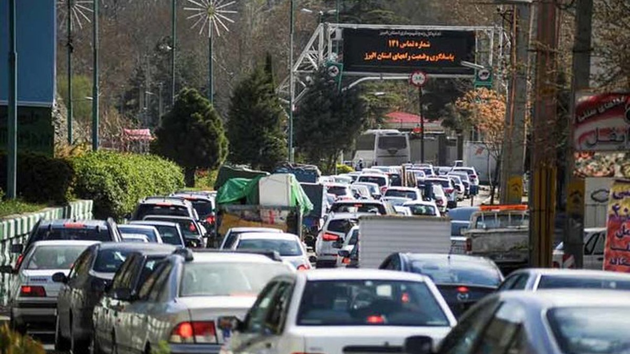 ترافیک سنگین صبحگاهی در جاده چالوس/ کندوان و هراز فردا یکطرفه می‌شوند