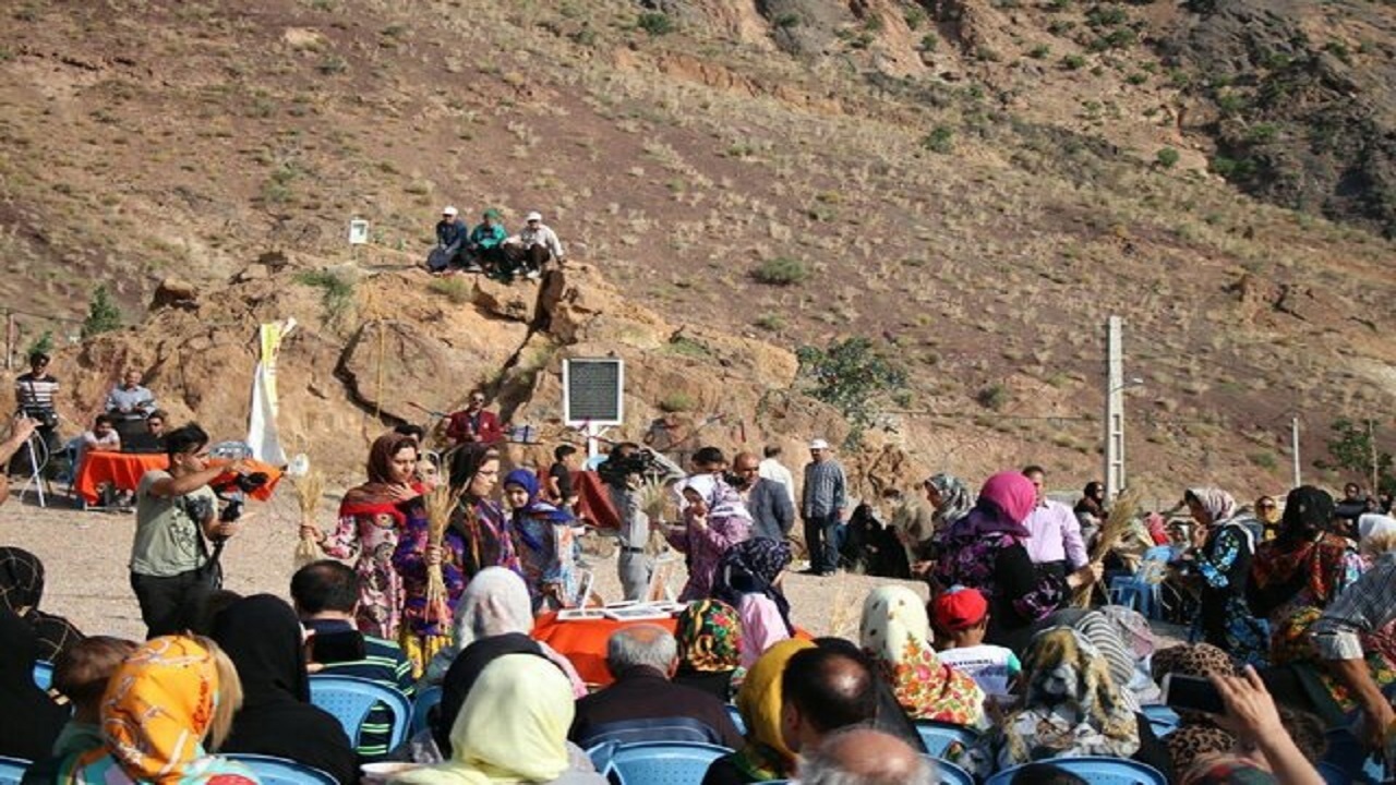 برگزاری آیین نوسال در نیمه مرداد