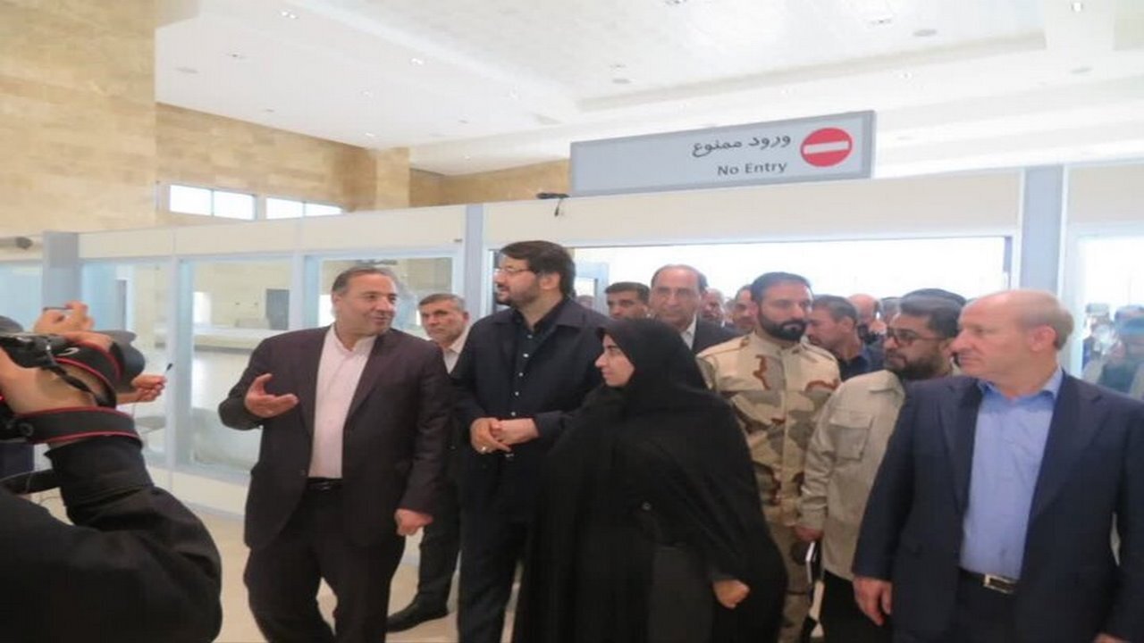 بازدید وزیر راه و شهرسازی از سالن جدید فرودگاه شهدای ایلام