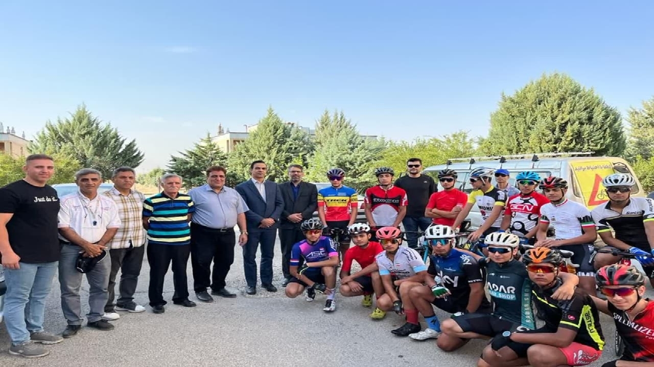 اردوی آمادگی تیم ملی دوچرخه‌سواری جوانان در شهرکرد ادامه دارد