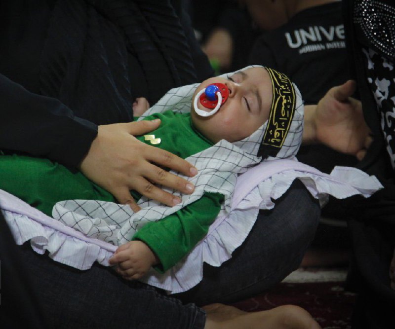 بزرگداشت شيرخوارگان حسيني