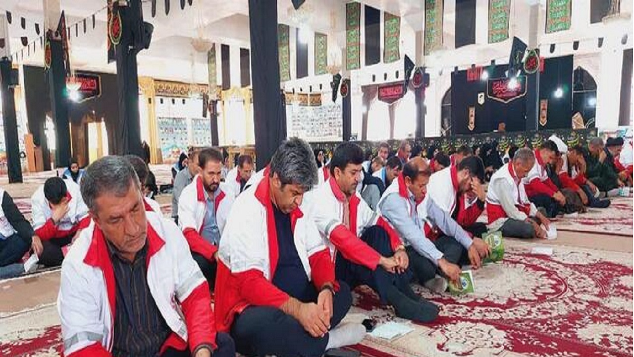 عزاداری جوانان هلال احمر در روز شهادت حضرت علی اصغر (ع)