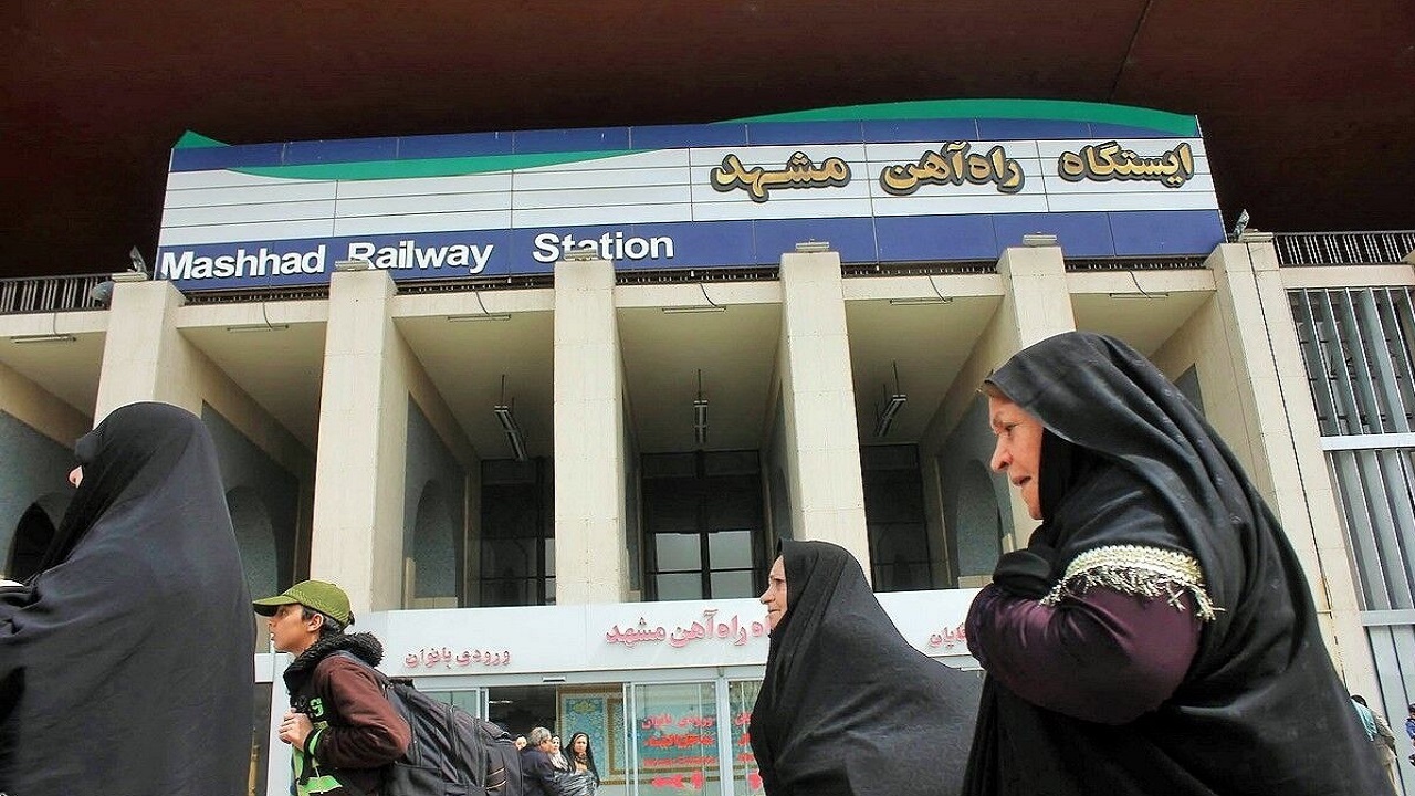 درهای راه‌آهن مشهد را به روی صادرکنندگان بسته‌اند