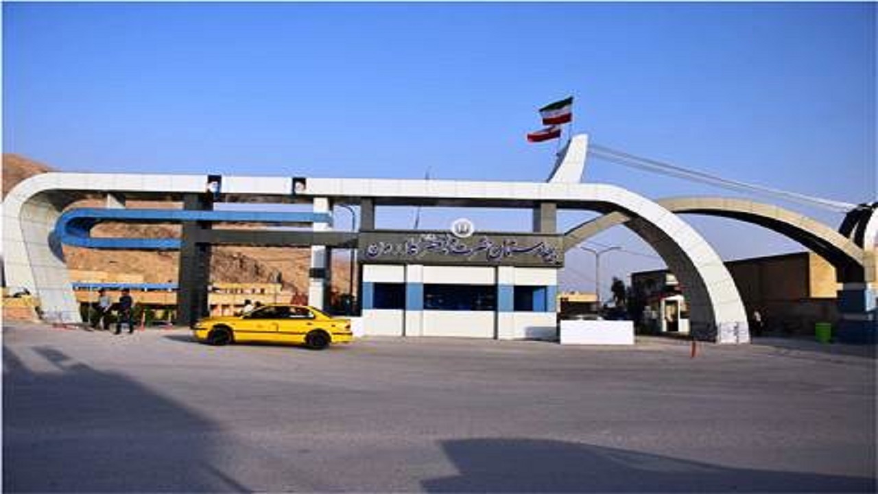 کازرونی‌ها چشم انتظار حل مشکل کمبود پزشک در بیمارستان ولیعصر