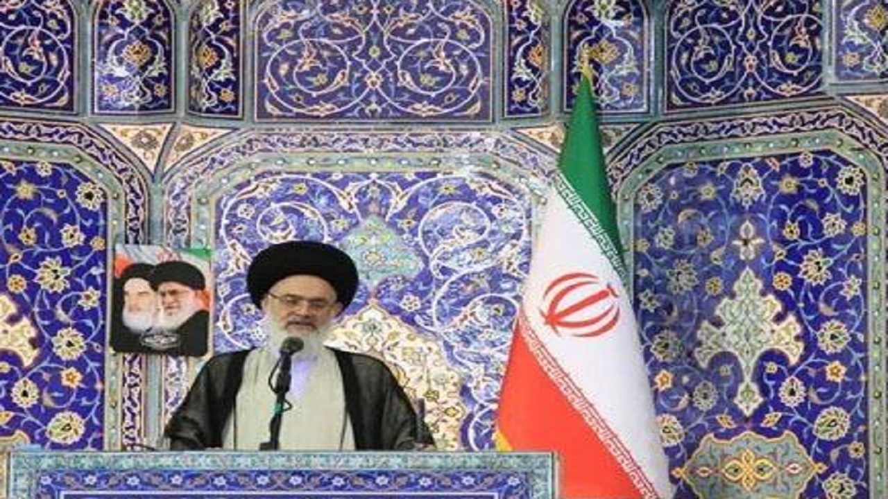 حضور در انتخابات از راه‌های مهم پشتیبانی از انقلاب است