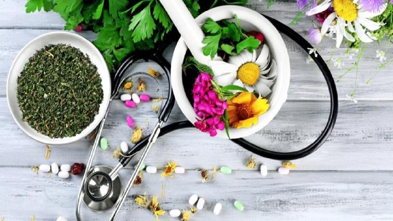 حمایت بیمه‌ای از خدمات طب سنتی