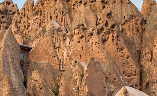 مروری بر جاذبه&zwnj;های روستای صخره&zwnj;ای کندوان+تصاویر