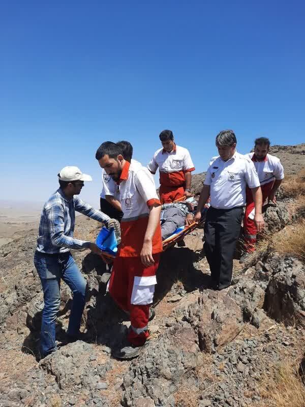 نجات از مرگ بر فراز روستای سنجگان