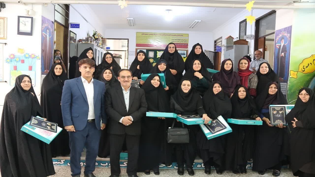 تجلیل از انجمن‌های برتر اولیاء و مربیان