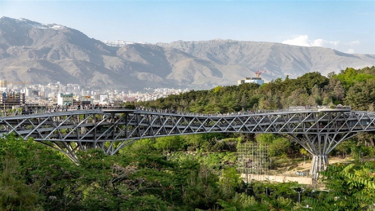 هوای تهران قابل قبول است