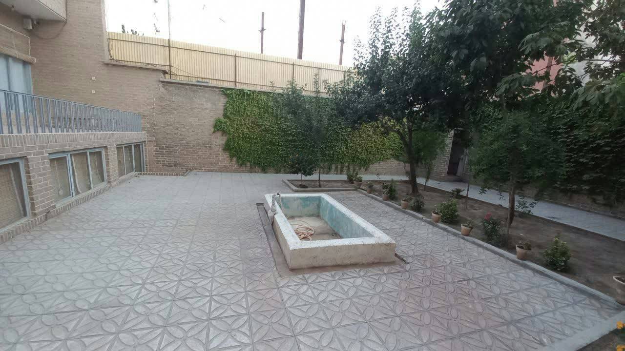 منزل سنتی و قدیمی در مشهد مقدس منزل سنتی و قدیمی در مشهد مقدس
