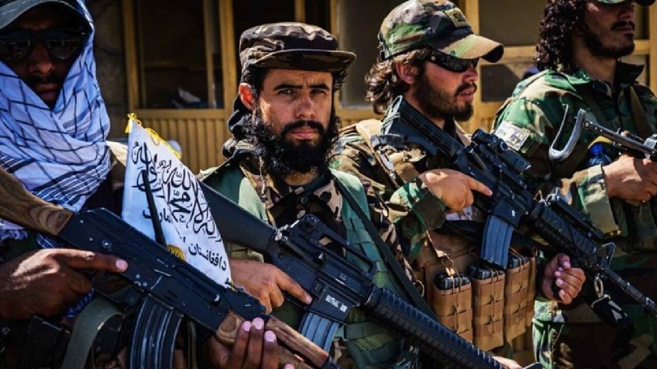 پوشیدن یونیفرم در افغانستان الزامی شد