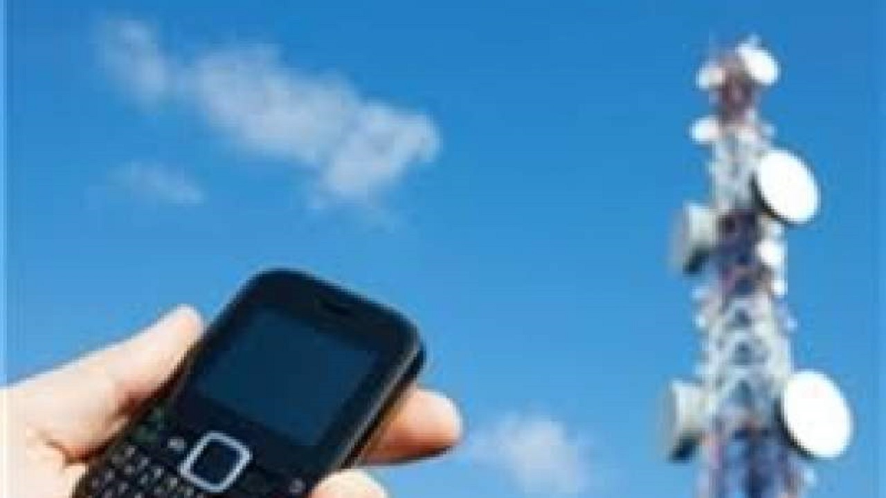 قطع ۱۲ ساعته خطوط تلفن همراه فنوج