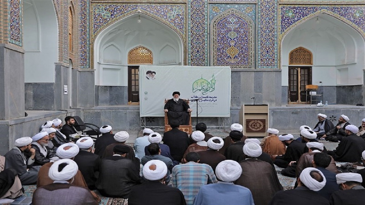 حوزه خراسان کانون پویا و قطب فعال انقلاب اسلامی است