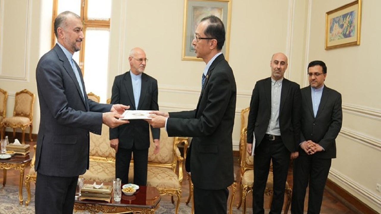 تسلیم رونوشت سفیر جدید تایلند به امیرعبداللهیان