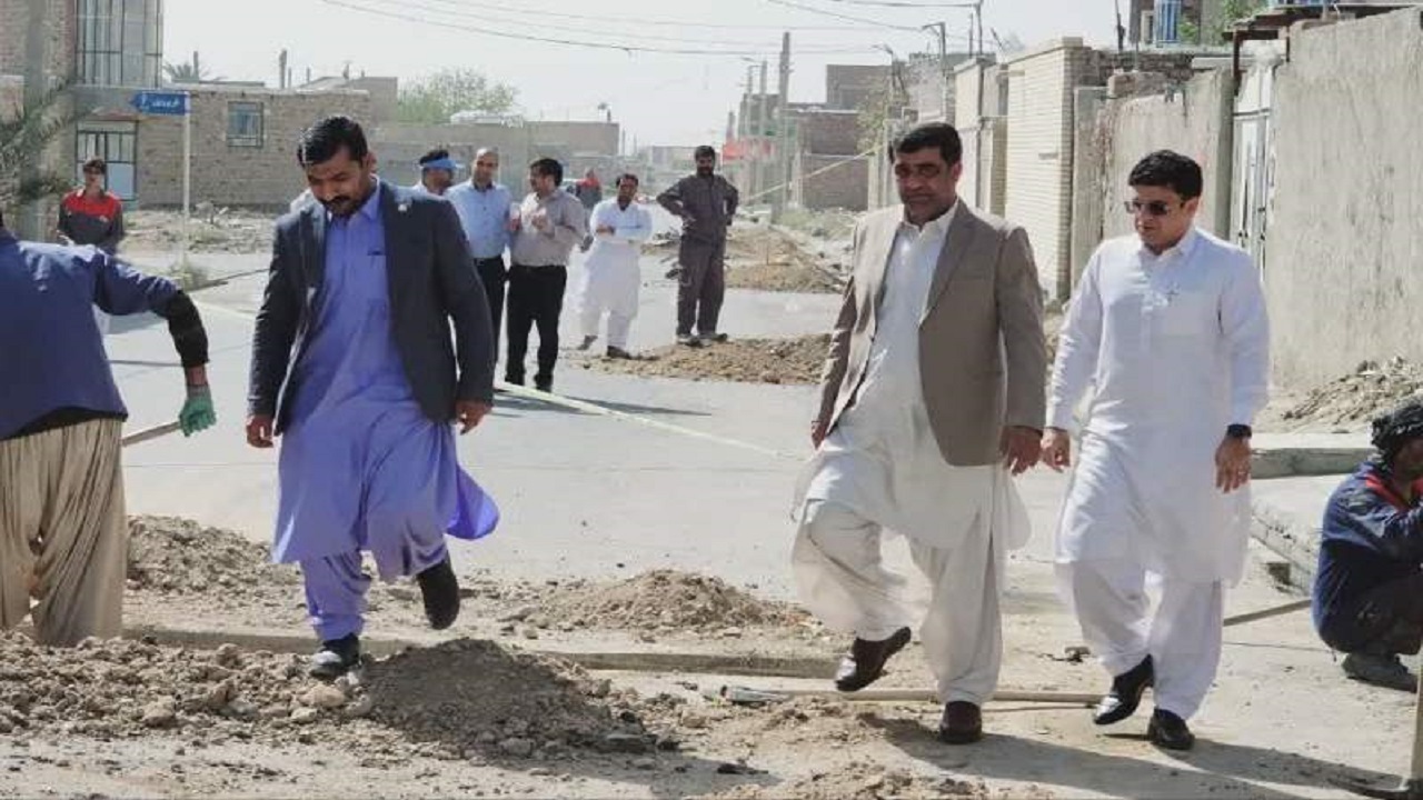 نصب ۶ هزار علمک در شهرستان خاش