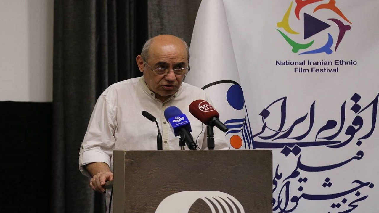 مهم‌ترین چیزی که خود را با آن می‌شناسیم ملیت است