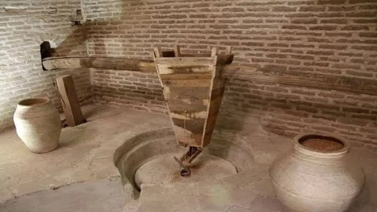 روایتی از تخریب تنها آسیاب آبی روستای طزره از زبان آسیابان