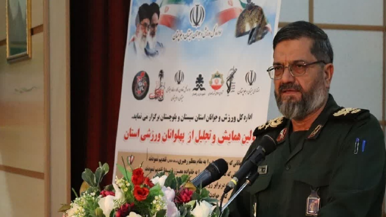 پهلوانان با نفوذی که در جامعه دارند جهاد تبیین را پیگیری کنند
