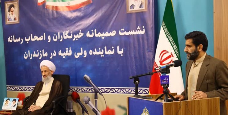 اصحاب رسانه فقط نظاره گر جنگ تبلیغاتی دشمن نباشند