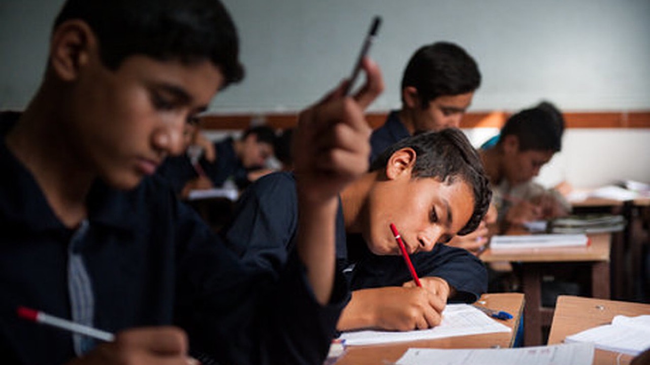 رفع مشکل سوابق تحصیلی اتباع‌ دانش آموزان