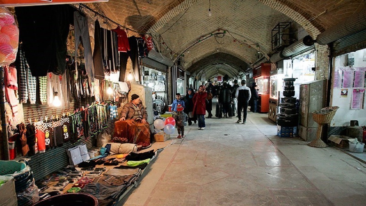 اصناف و بازاریان بازوان قدرتمند و توانمند نظام هستند