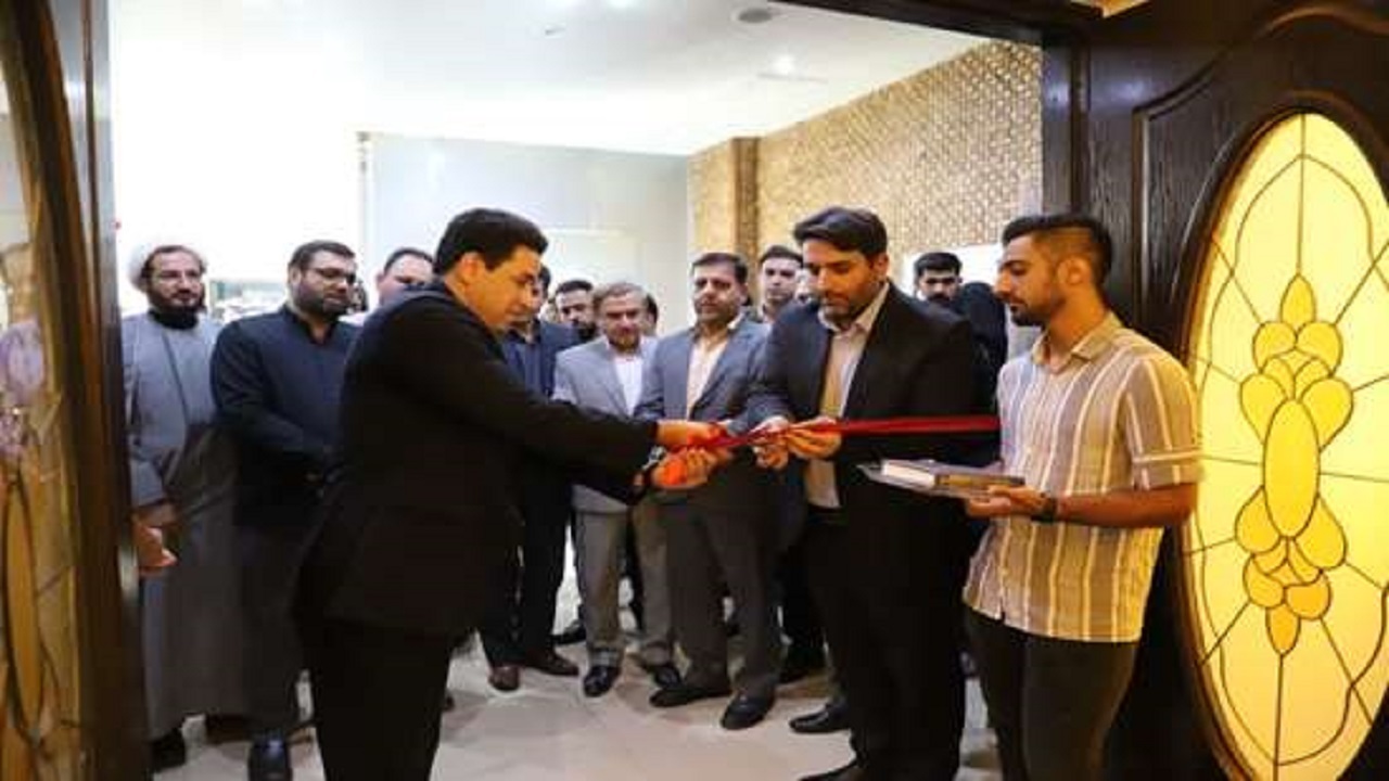 نخستین نمایشگاه عکس صنعت در کردستان گشایش یافت