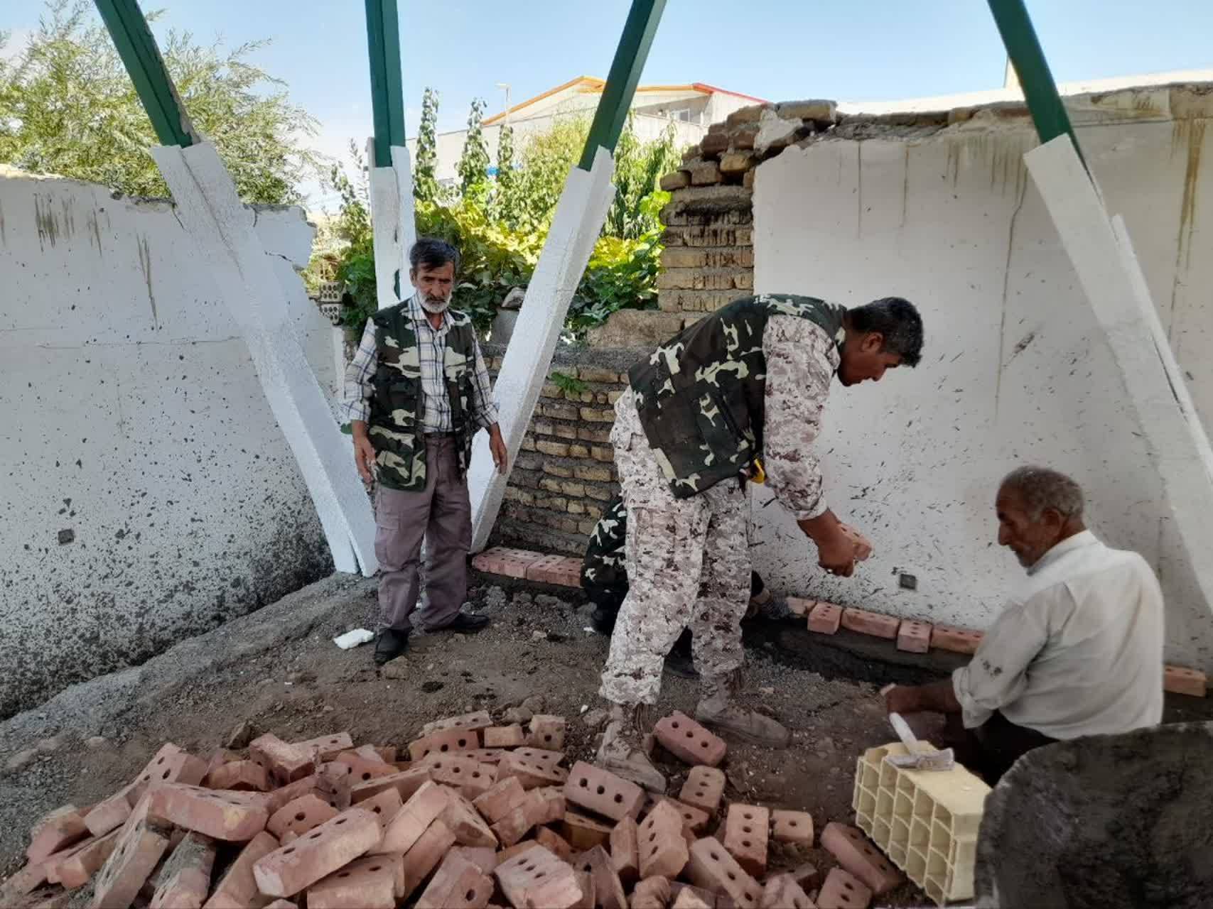 اقدامات جهادگران خوی در ساخت خانه اقدامات جهادگران خوی در ساخت خانه